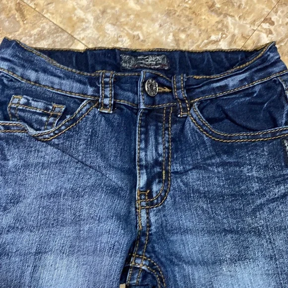 Boys size 5 silver jeans. Snap and zip close. (35/5) - Picture 5 of 16